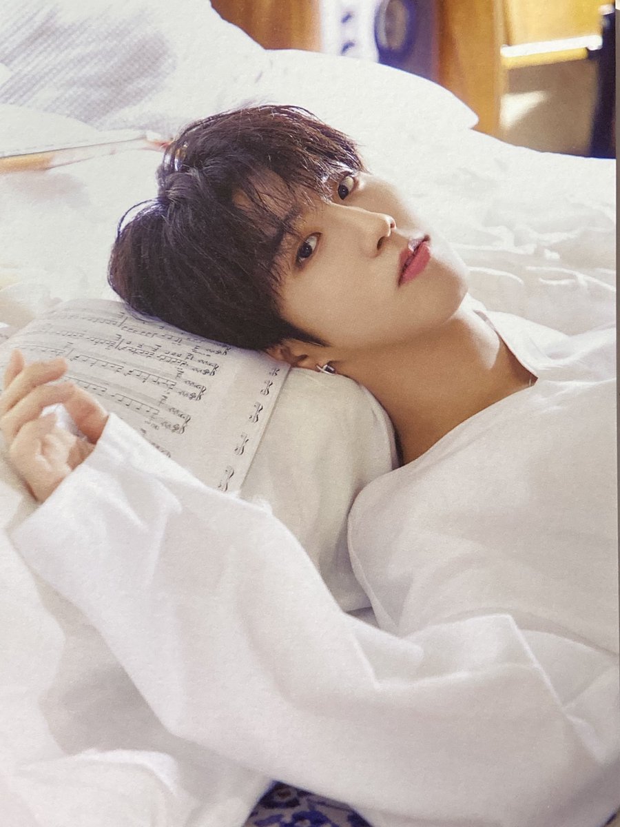 [MNSNG AU]

ＳＩＬＥＮＴ ＶＯＩＣＥ

tw // disability , nsfw , 🔞 , harsh words ⚠️⚠️⚠️

Rahasia Jsng yang tunawicara diketahui oleh Mnh, seorang gangster yang banyak dibenci orang.
