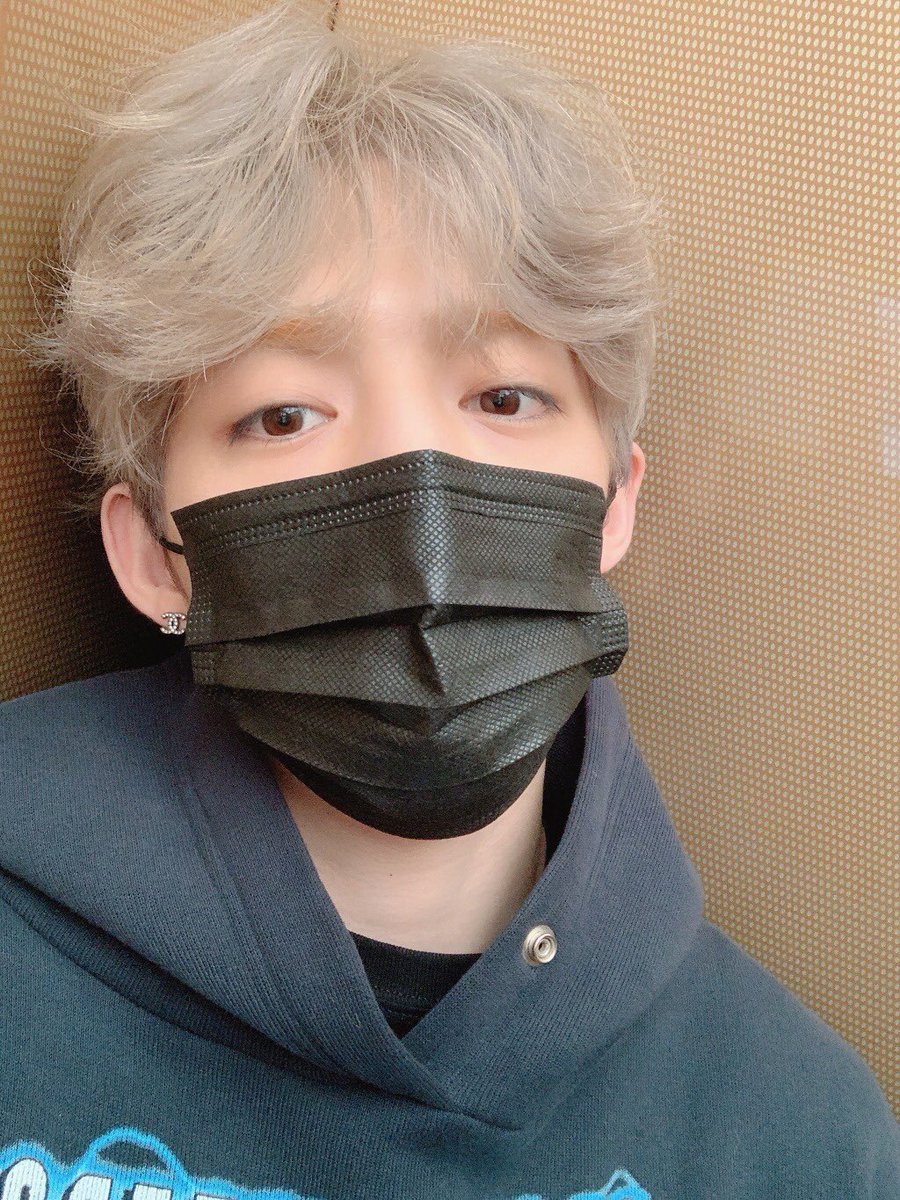  don't forget to put your mask on when going outside!