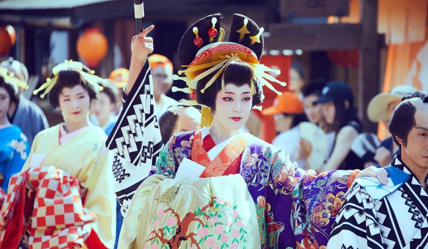 ট ইট র 寝子 27ゴスマリドル 花魁は脱がないのです 昔からモヤってました 最近はこっちの方は見ないですが