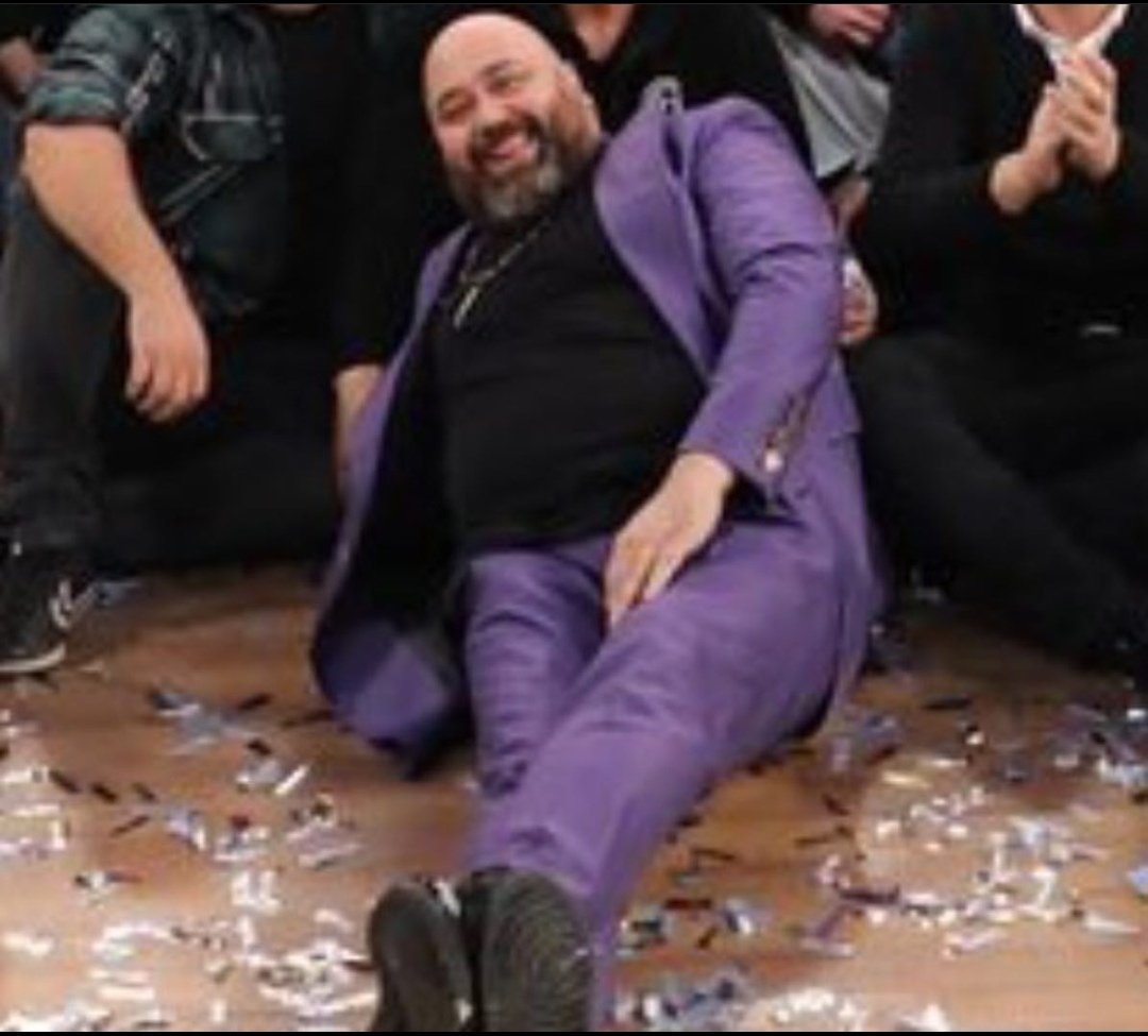 Hayatım kayıp giderken ben;