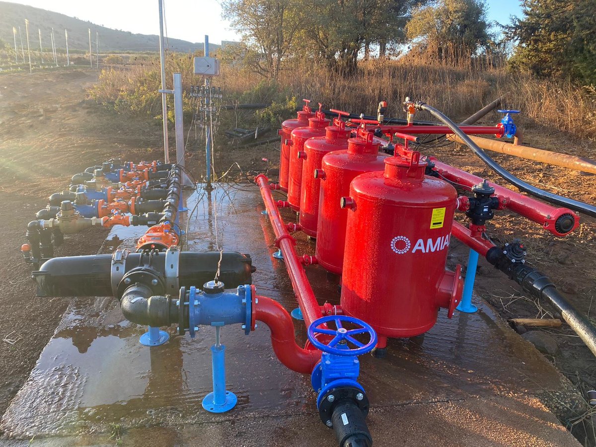 Estos cinco filtros de media de 24 "protegen un sistema de riego por goteo, proporcionándole un flujo de 100 m3/h de un reservorio en los Altos del Golán, Israel. #AmiadOriginal #MastersOfFiltration