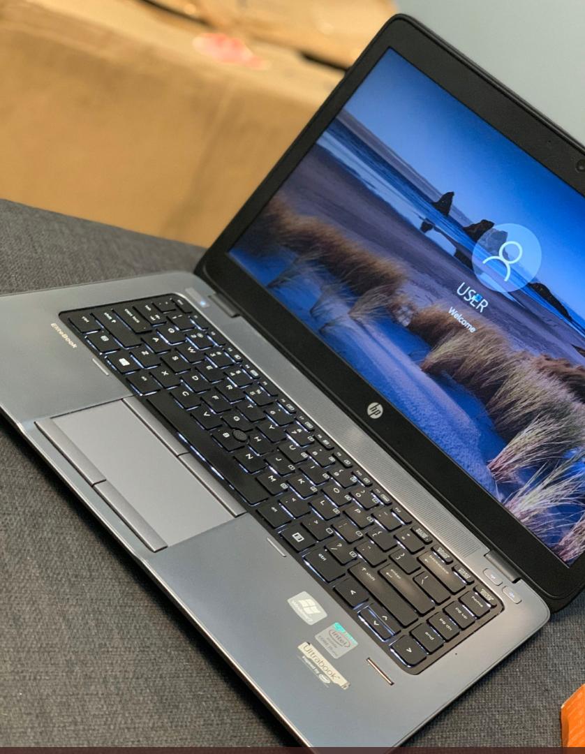 Stevenchisom's tweet image. Laptops now available.........

Efficient and affordable (one month warranty)

Send a DM or WhatsApp 08106037792...........pls don&apos;t air me😫😭 #MUFC #Toolz #Klopp #ManchesterUnited #schoolsreopening #lockdown #tuesdaymotivations pls retweet🙏🙏