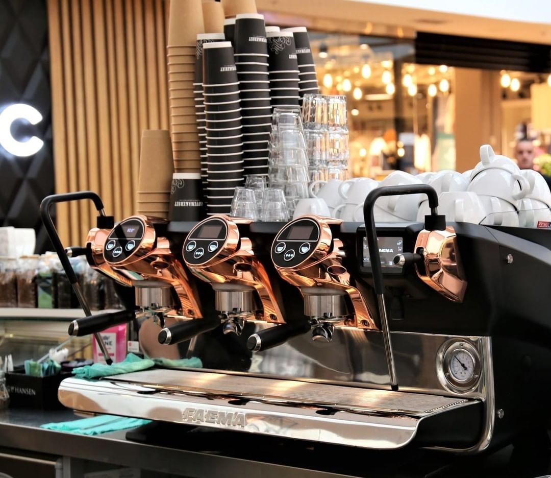 culinarysa's tweet image. Faema E71E - Creating Caffeinated Excellence