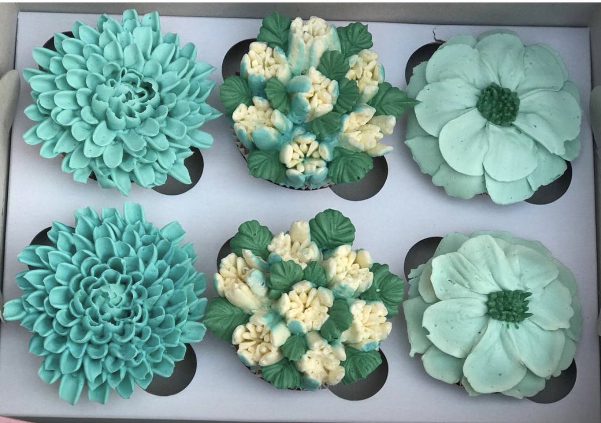 RBakerybox's tweet image. 🤤😋 

That’s the tweet 😬

#lockdownzim #FambaTinoDay