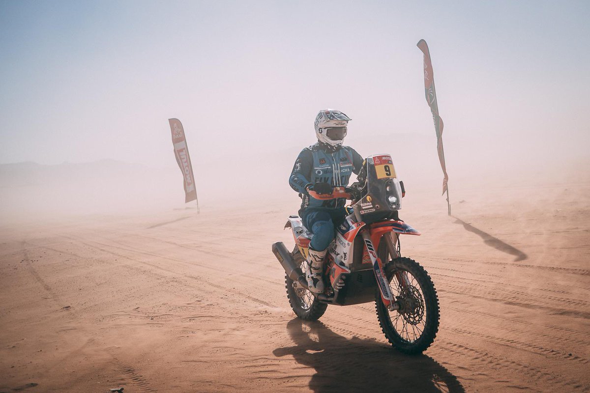 🏍 Riders on the storm 🎵

#Dakar2021