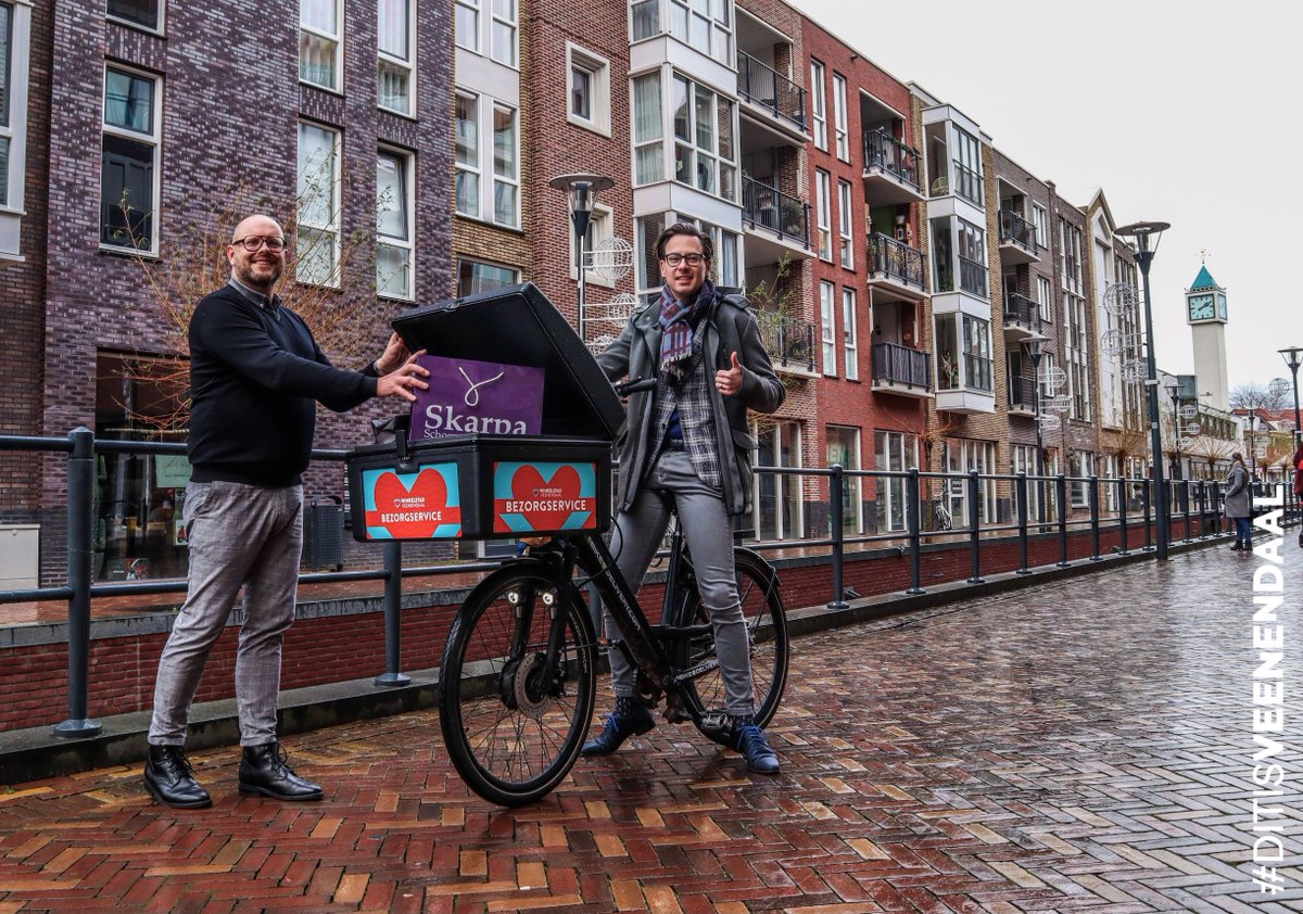 Om de ondernemers in de binnenstad te ondersteunen tijdens deze lockdown, start <a href="/Winkelstad/">Winkelstad Veenendaal</a> een gratis bezorgdienst voor de winkeliers in het centrum. Gisteren werd het startschot gegeven door wethouder Dylan Lochtenberg.
#ditisveenendaal #winkelstad #bezorging #veenendaal