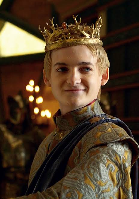Joffrey(GOT)      Isaac(Sex Education)