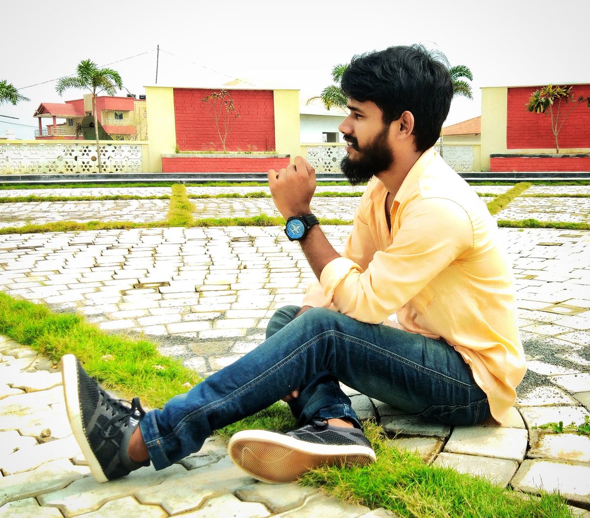 SmartMohanx's tweet photo. 🔥🔥🔥🔥🔥🔥
. Follow me 😉👍
#smart_mohanx
.
#menwithbeards #fitnessmodel #pakka_hyd #handsome #beardlover  #smartmohanx #hotmodel #bollywoodfashion #beardsofinstagram #bollywoodhot  #Mohanx #beardgang  #vijaydevarakonda  #sigitimohanrao #beardstyle #beardman #hotbeard https://t.co/BxgiDykyHp