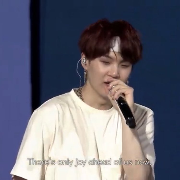 I wish words could express how much comfort yoongi gives me