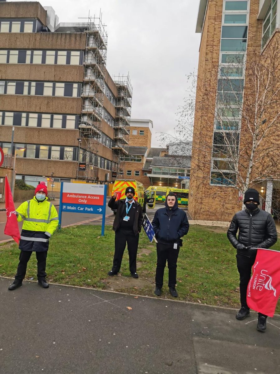 We have been on the frontline, working harder than ever throughout the pandemic. But despite this, Kingdom Securities is shamefully using the cover of Covid to deny us a fair pay rise #strikefor12 #reading #WeAreKingdom #unitesoutheastcommunity