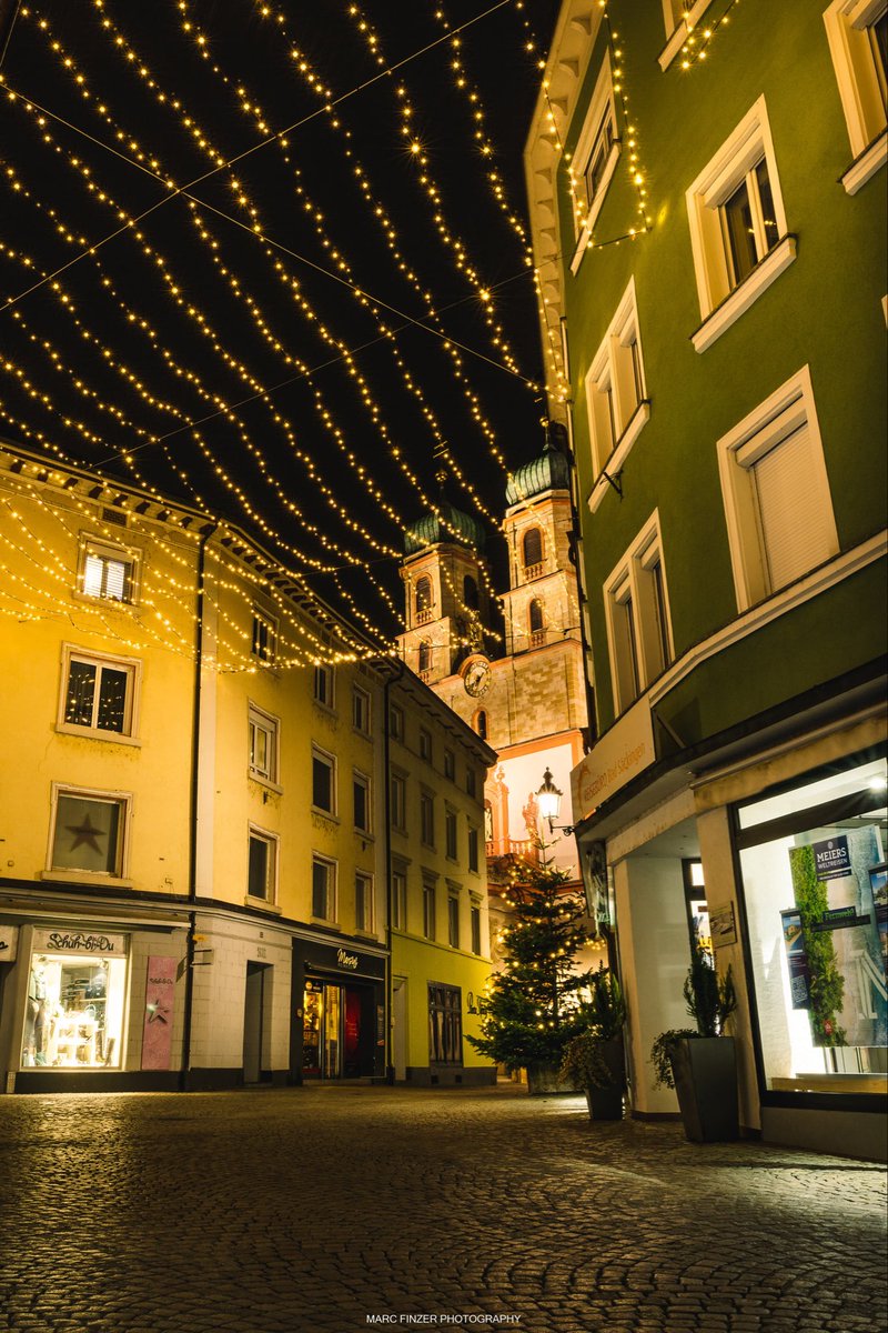 MarcFinzerFoto's tweet photo. #Happy_Holiday #Christmas #Christmas2020 #PictureOfTheDay #500px #500pxrtg #cityphotography #streetphotography #altsdtadt #badsäckingen #badenwürttemberg #fotografie #Weihnachten2020 

https://t.co/Sgd1sBH1fR https://t.co/0M8mkrDXdg