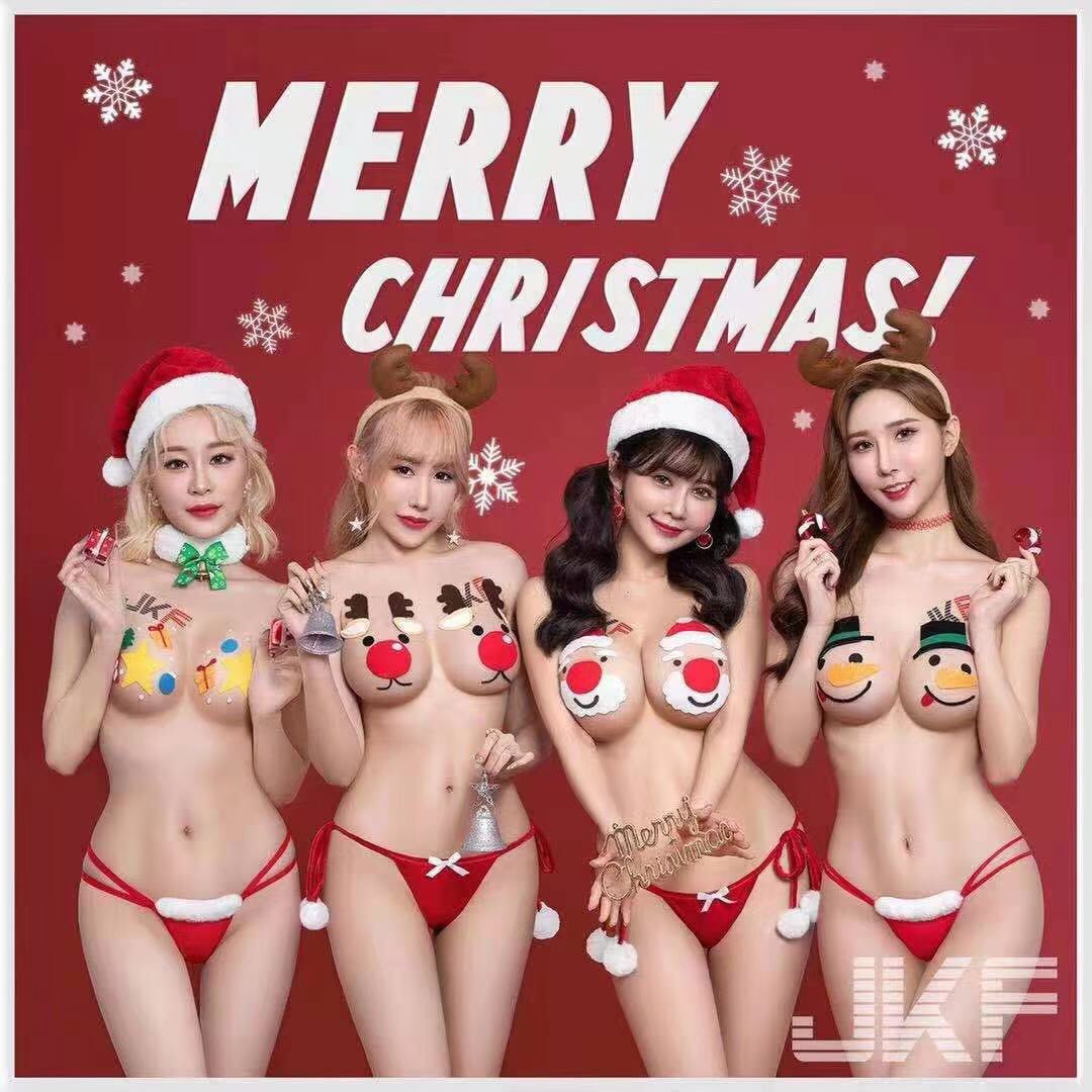 LookingF's tweet image. Merry Christmas