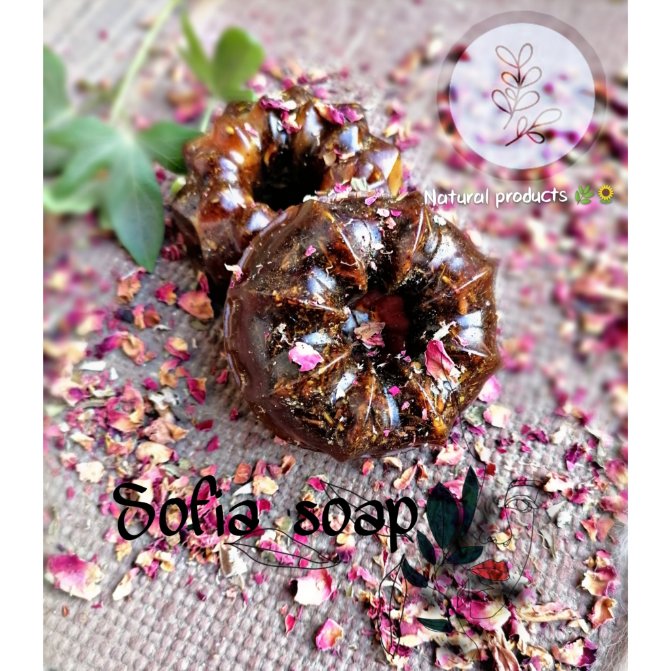 التصوير متعب اكتر من عمايل الصابونة نفسها😂😂😪
صابونة بخلاصة العرقسوس🌿🤩💥
- تفتيح البشرة🌻
- بتشيل البقع اللي جاية م الشمس🌻
- بتخلي البشرة صافية
-بتعالج البشرة المجهدة والبهتانة🌻
في توصيل لأي مكان🚀
Price:25 🌻
To order💌🌿