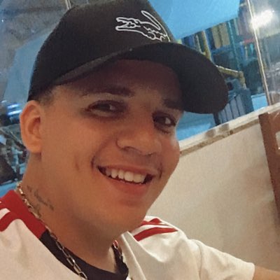 GabrielBill98's tweet photo. #NovaFotoDoPerfil https://t.co/7tTHuz44xG
