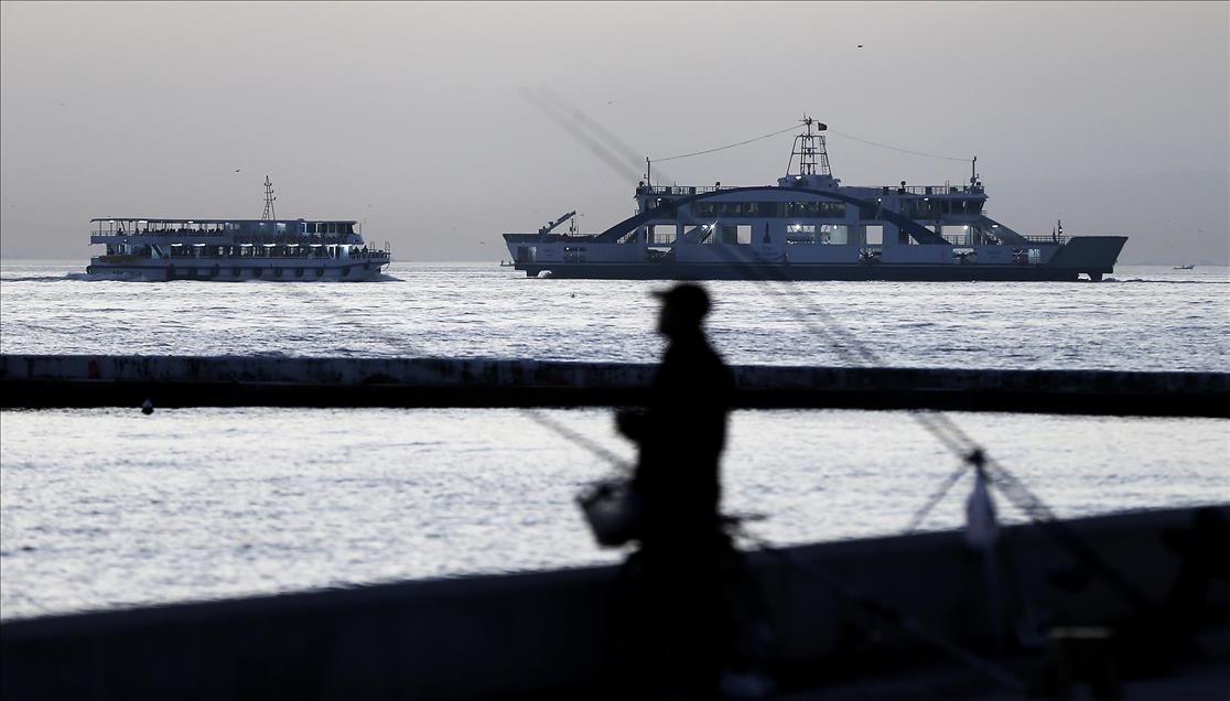 İyi akşamlar dostlar...🍀
Akşam oldu nihayet,
Yarını da atlattık mı tamamdır...