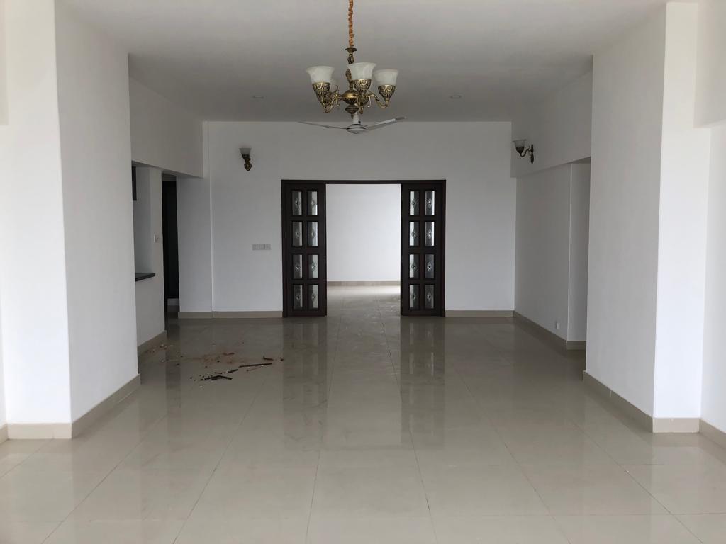 SquareYardPk's tweet image. Brand New Apartment Is Up For Rent At Clifton Block 6 COM 3, 12th floor is up for rent with 4 Bedrooms D/D car parking in Clifton. Only for multinational and companies residence.
For Further Details Contact Esmayeel
+92 331 8312345
021-35852585

#Com3 #realestate #forsale #luxury