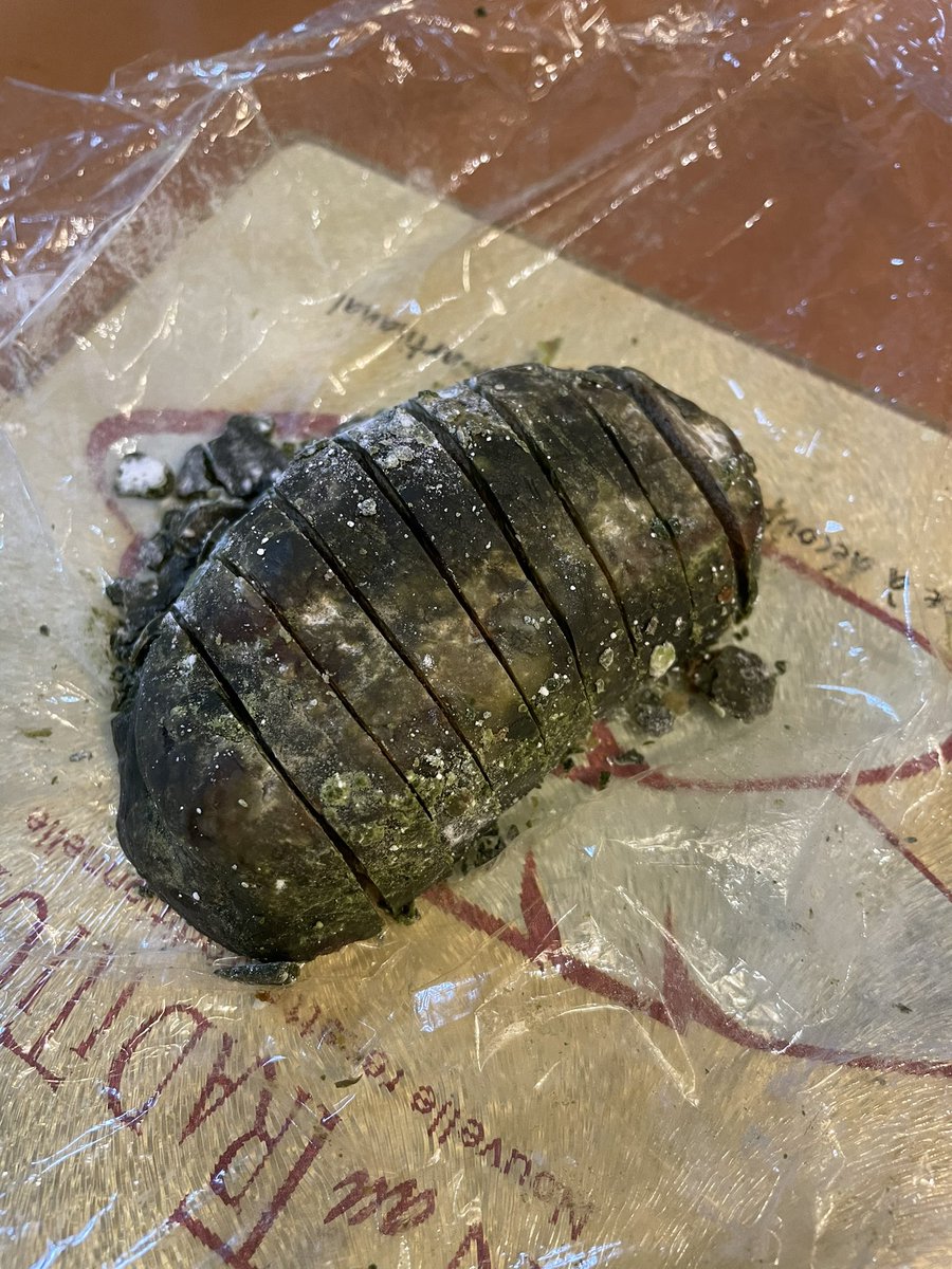 抹茶味のシュトーレン 切ってみたら見た目が完全にアレ 怖い 想像以上に Togetter 抹茶味のシュトーレン 切ってみたら見た目が完全にアレ 怖い 想像以上に Togetter