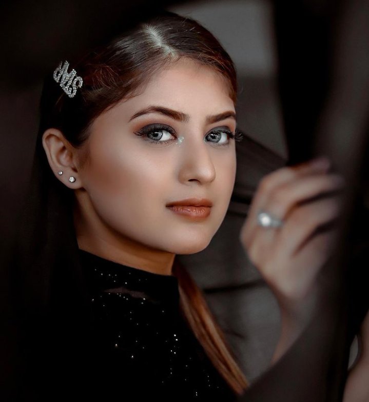 Arishfa03's tweet photo. Good Evening 
#ArishfaKhan https://t.co/rylkYGENEV