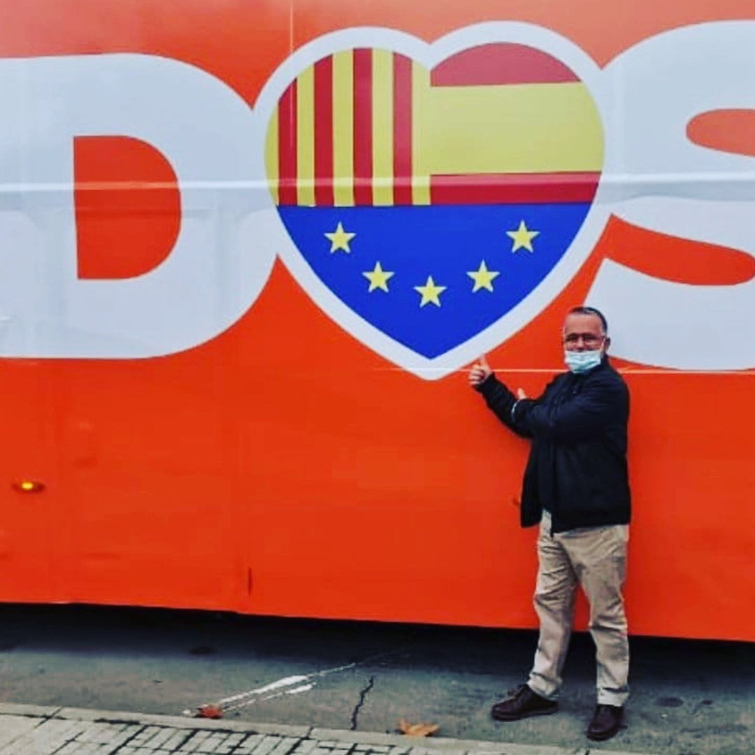 _ElPou's tweet photo. El total de simpatitzants que apleguem a les nostres carpes de @Cs_ElPrat https://t.co/v1bOEI5EXX