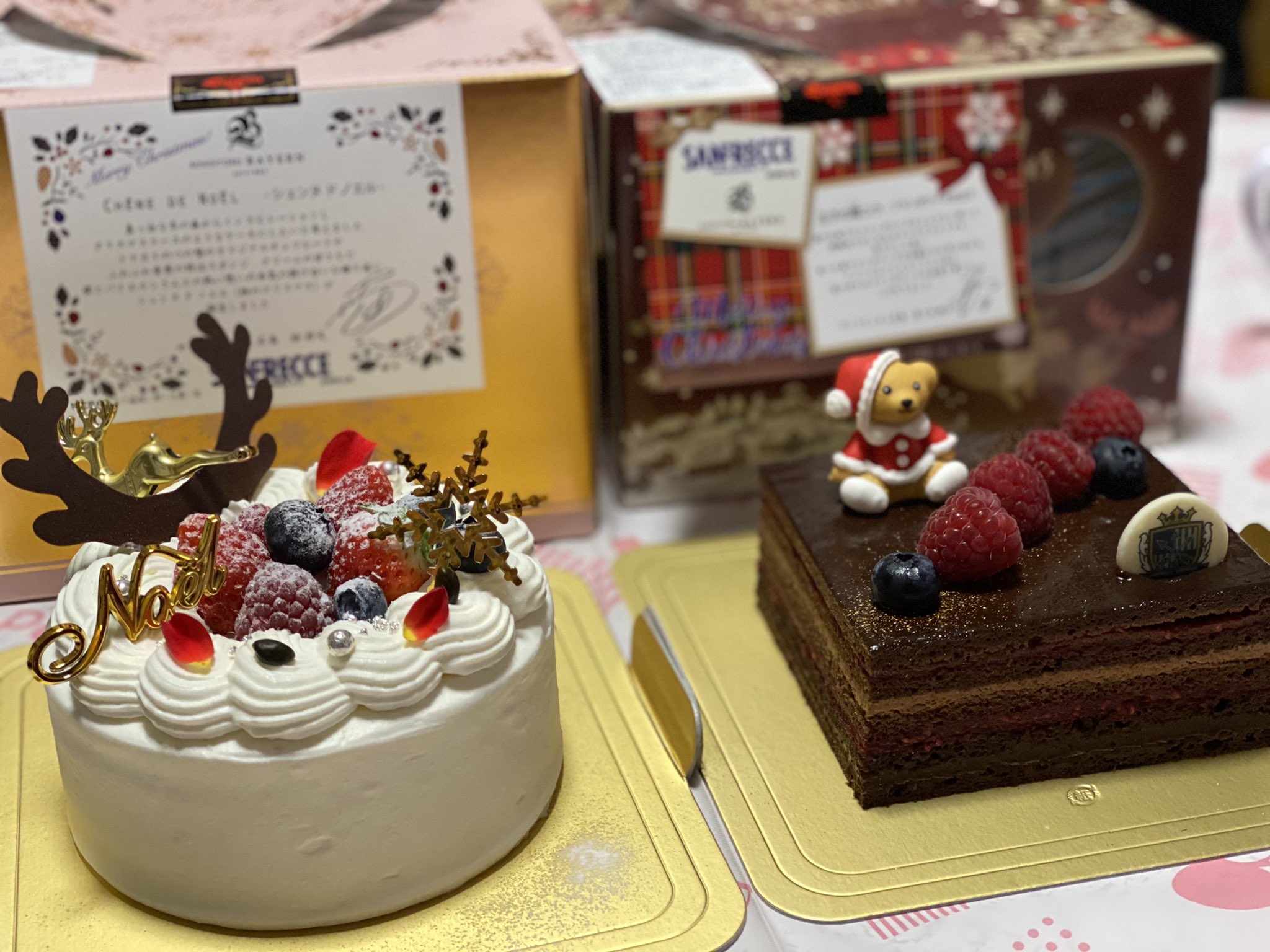 Uzivatel 辰見 春樹 Na Twitteru カッシー ササショープロデュースのクリスマスケーキ めちゃくちゃ美味しいのです バイエルンさん そごう広島店さんありがとうございます サンフレッチェ広島 西洋菓子処バイエルン そごう広島店 柏好文 シェンヌド