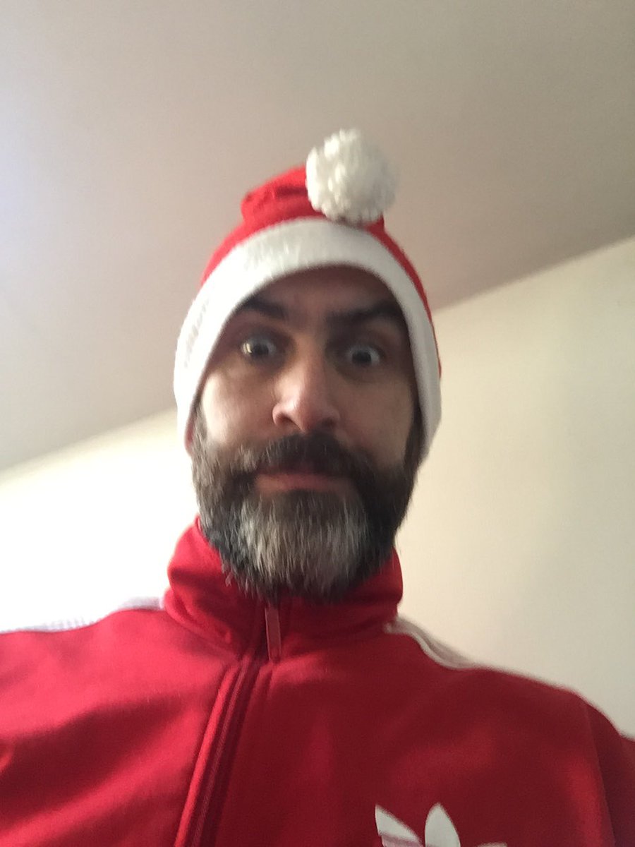 davyhirl's tweet photo. @gumpy77 @AmandaFOates @DecPierce @Runjimbob5 @kellie_c17 @kfurlong45 @RaggamuffinThe @ThePhoneMonkey3 @NiamhOn121 @AdrianWhelan16 @timosullivan81 @liz_mogan @carrolj_john @Flanaganpubfood @MattdaTrucker @AFC_legend1 @ElectroRemedy @davidgoddard77 Happy Xmas folks #badsanta3 https://t.co/PgkNqC8CAl