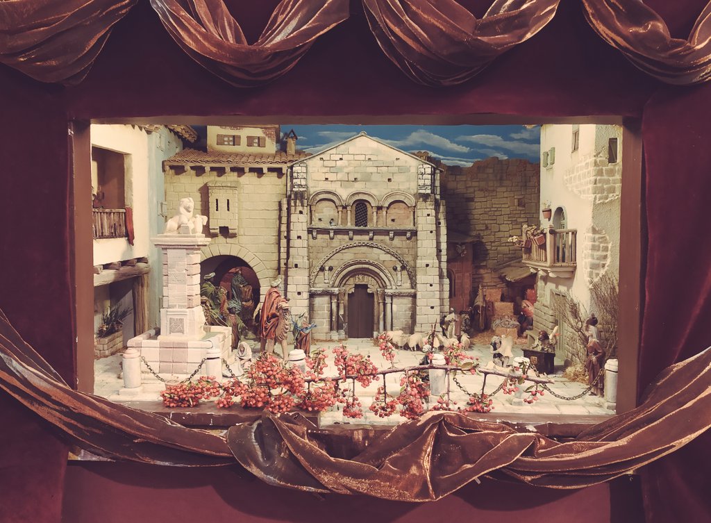 Nuestro scriptorium ya ha montado el Belén isidoriano, a tiempo para #Nochebuena y #Navidad 🎄✨

¡¡¡Felices fiestas!!! Paz y Bien 💖