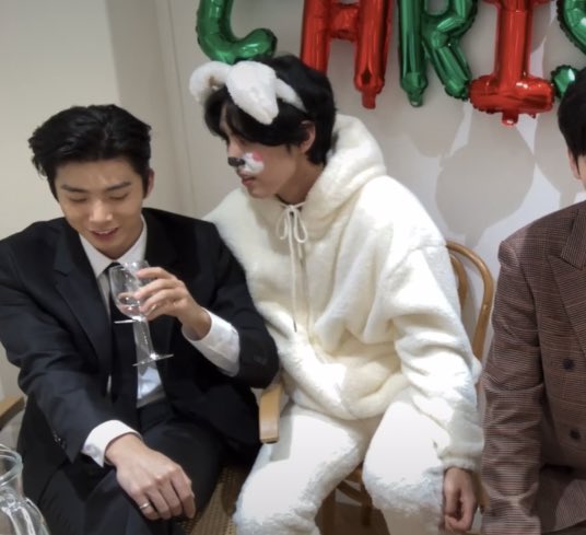 mybbodoong's tweet photo. 미쳤나 진짜 지독한 인프피 타임 ㅋㅋㅋㅋㅋㅋㅋㅋㅋㅋㅋㅋㅋㅋㅋㅋㅋㅋㅋㅋㅋㅋㅋ https://t.co/jz6igqdis3