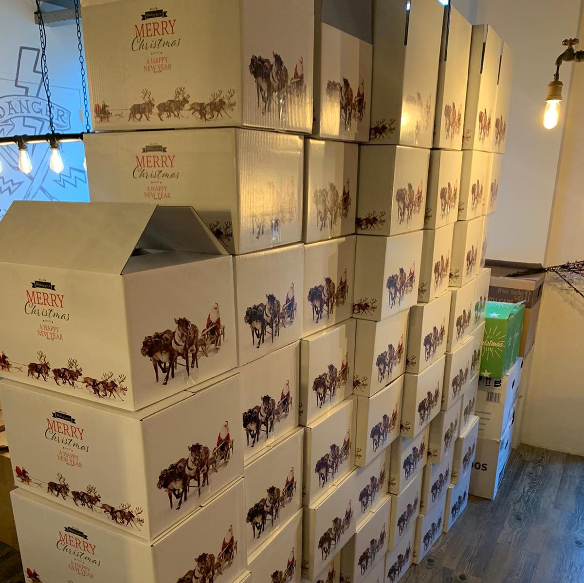 GrillbarRuig's tweet photo. Vanaf gisteren bij ons bikkelen 'ruig-style', met al die #kerstmenu's. Maar super om te doen!

Verder willen we jullie hele fijne dagen wensen, geniet ervan.
En vanaf zaterdag 2 januari is het bij ons weer business as usual: #vleesch, #vleesch en nog eens #vleesch. Tot dan! https://t.co/N4OtiGOdSJ