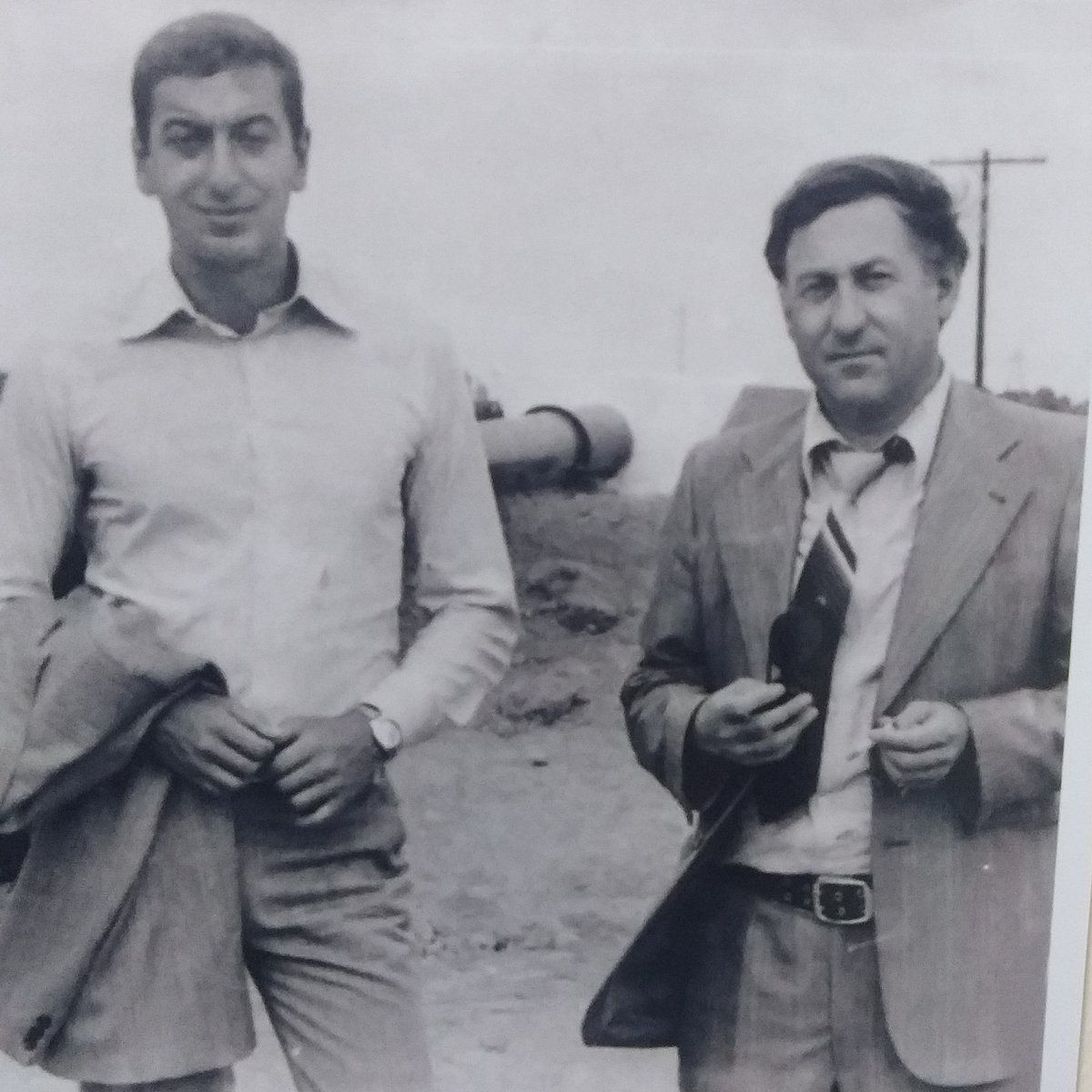nargilina1's tweet photo. sağda atam - Arif Zeynalov, soldakı cavan oğlan isə cənab prezident İlham Əliyev 😊 happy birthday Mr.President @azpresident https://t.co/kdvI6Vp6nH