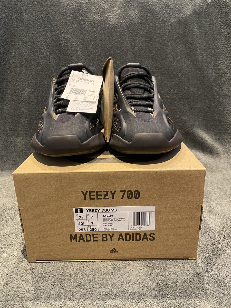 KicksByEll's tweet photo. ✅Yeezy Boost 700 V3 ✅
SIZE 7 UK
COLLECTION OR DELIVERY(AT A COST)
DM ME FOR ENQUIRES! https://t.co/xIRMSS1gGG