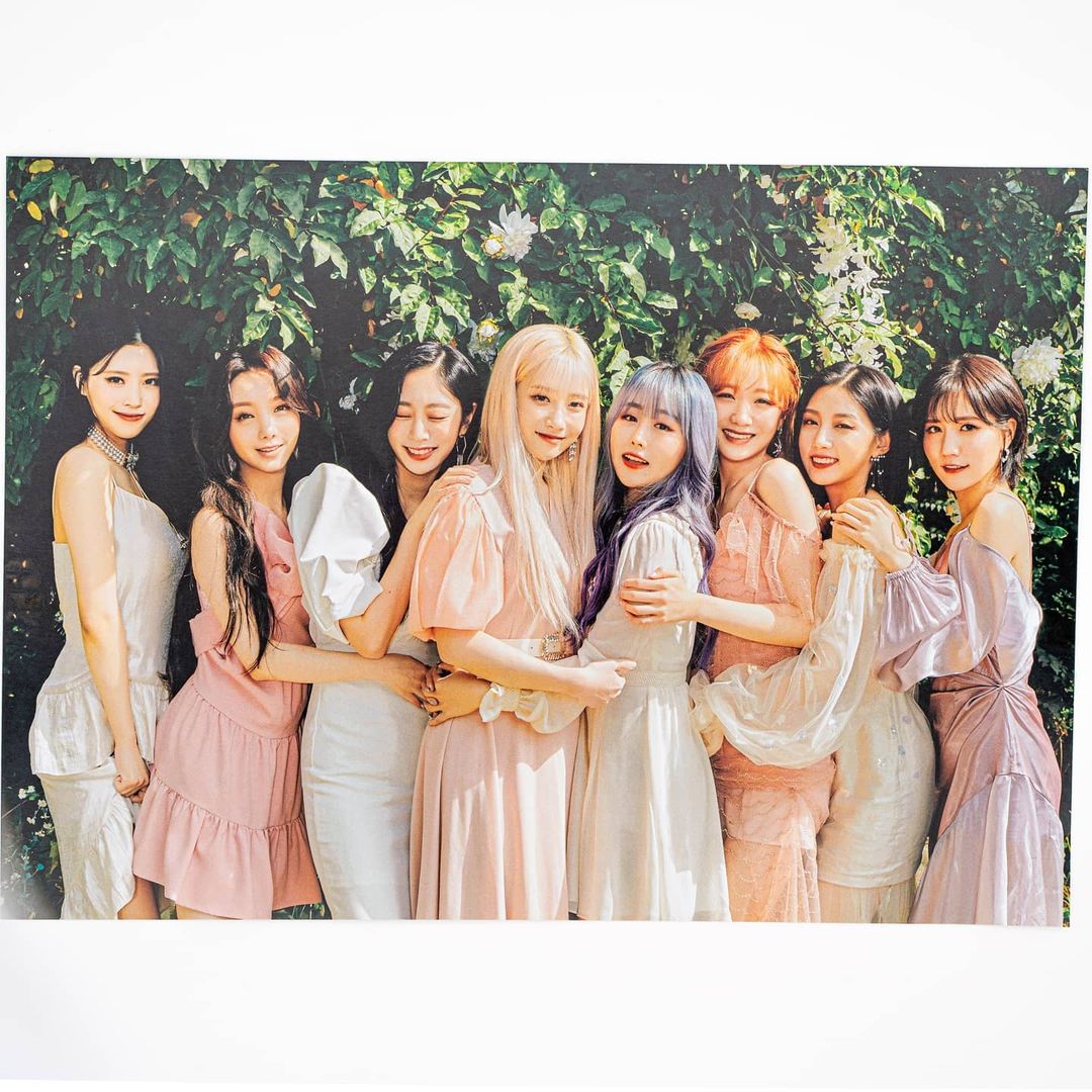 lovelinus_th's tweet photo. 🔎 Preview #Lovelyz #러블리즈 2021 SEASON'S GREETINGS <#Prom_party>
©️ bmbmlinus https://t.co/UORf6UVqQk