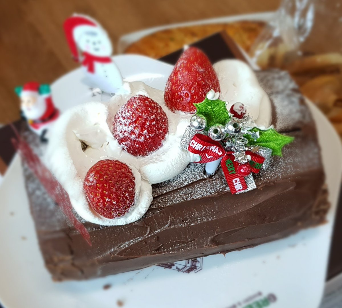 𝑺𝑶𝑾𝑶𝑵 tweet media