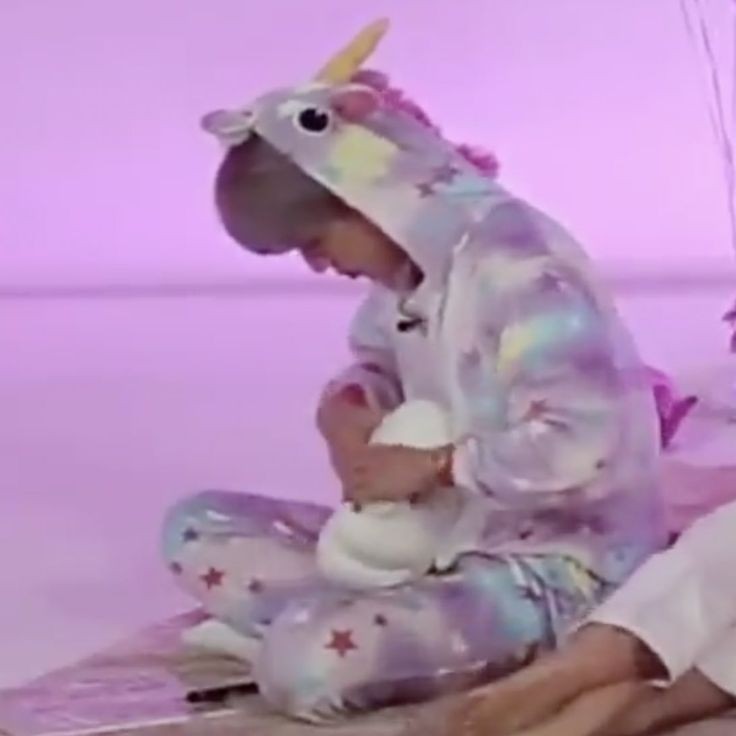 _cadeladoBabyJ's tweet photo. ✨🎅 pra limpar tua tml e desejar um bom natal ✨🎅 https://t.co/JGjS7UGFUe