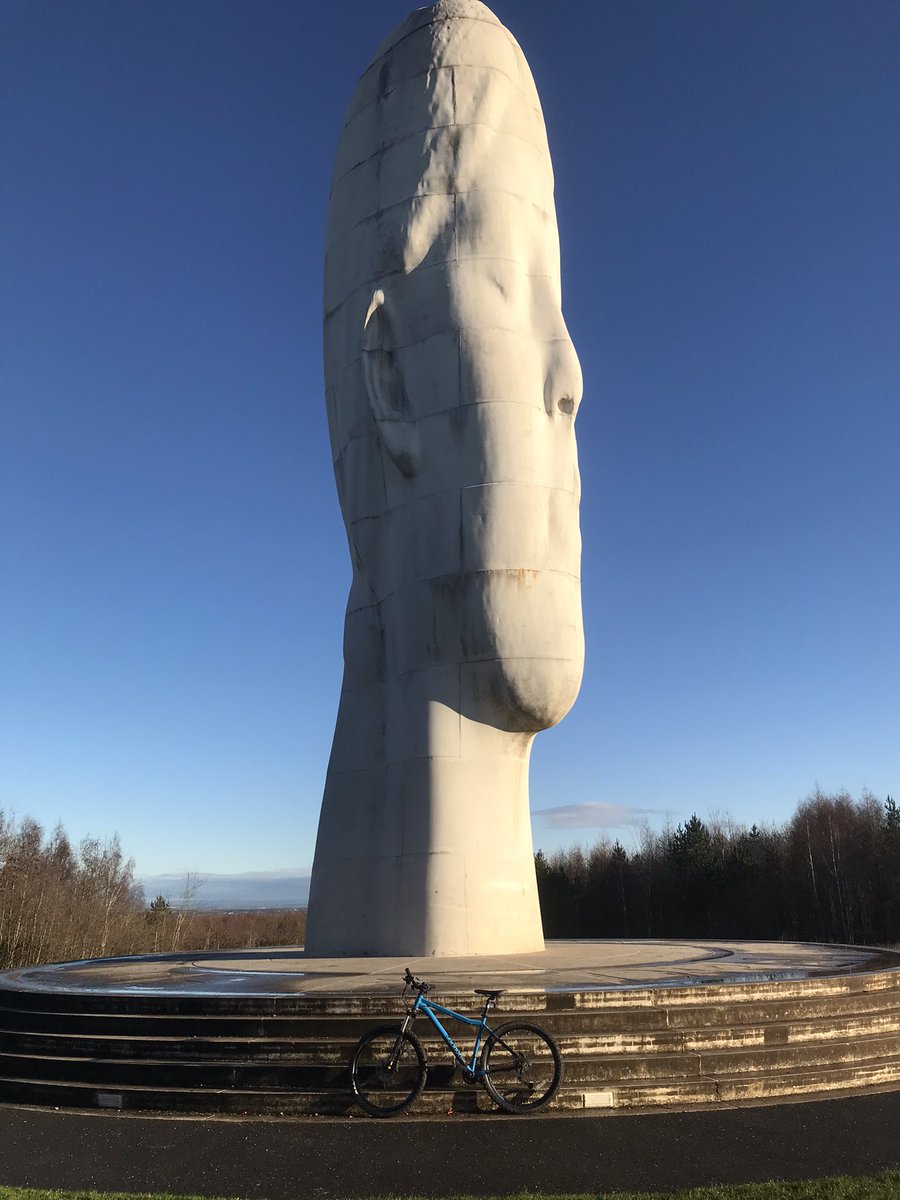 JohnMJames1's tweet photo. Christmas Eve Cycle. Itβs damn cold out there. That much I can tell you. #TheDream #SuttonManorColliery #ClockFaceColliery #BoldColliery #ColliersMoss https://t.co/JHJX9DZ7vw