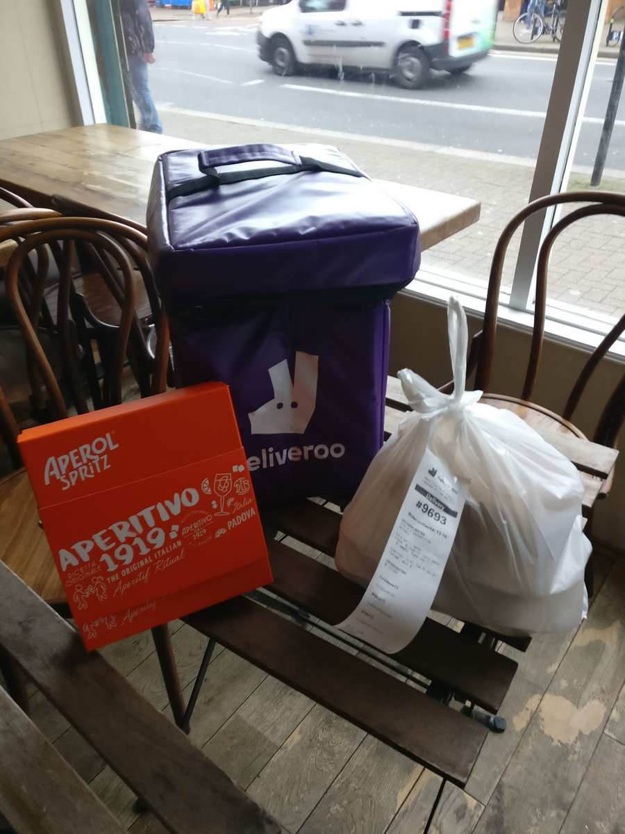 MezaRestaurants's tweet photo. Merry Christmas to all! 🎄

There's still plenty of these lovely little Aperol gift sets to be had - today's the last day of the giveaway.

Order for collection or delivery from Meza Bec or Broadway and there's a good chance you'll get one with your order!
https://t.co/wvOkdbmpZ1 https://t.co/Si5873hFk0