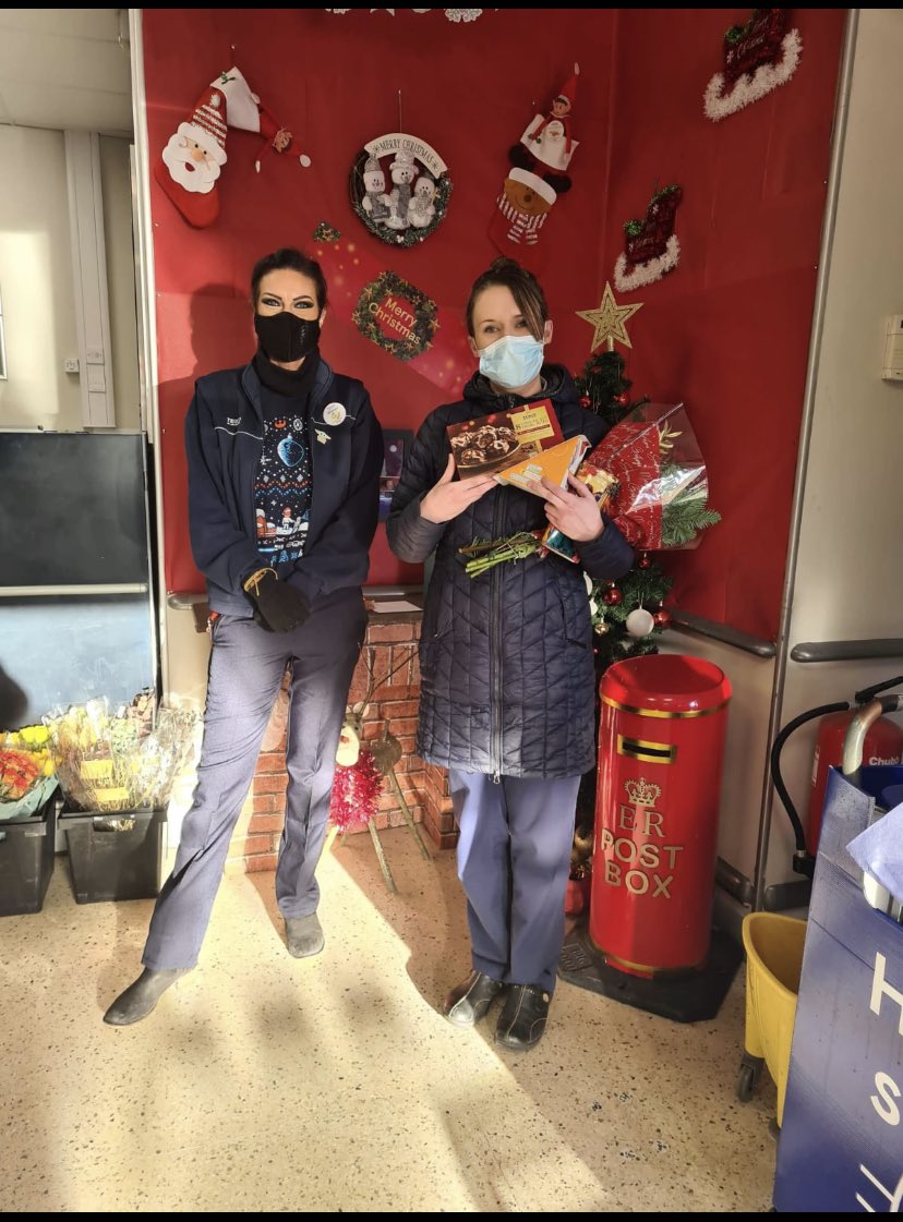 richardahook's tweet photo. Central Convenience G612 @stephmullan -  this week have been acknowledging our Key Workers instore through SURPRISE &amp; DELIGHT showing our appreciation. #TescoNoNaughtyList  @Tesco https://t.co/CzMekYiP1S