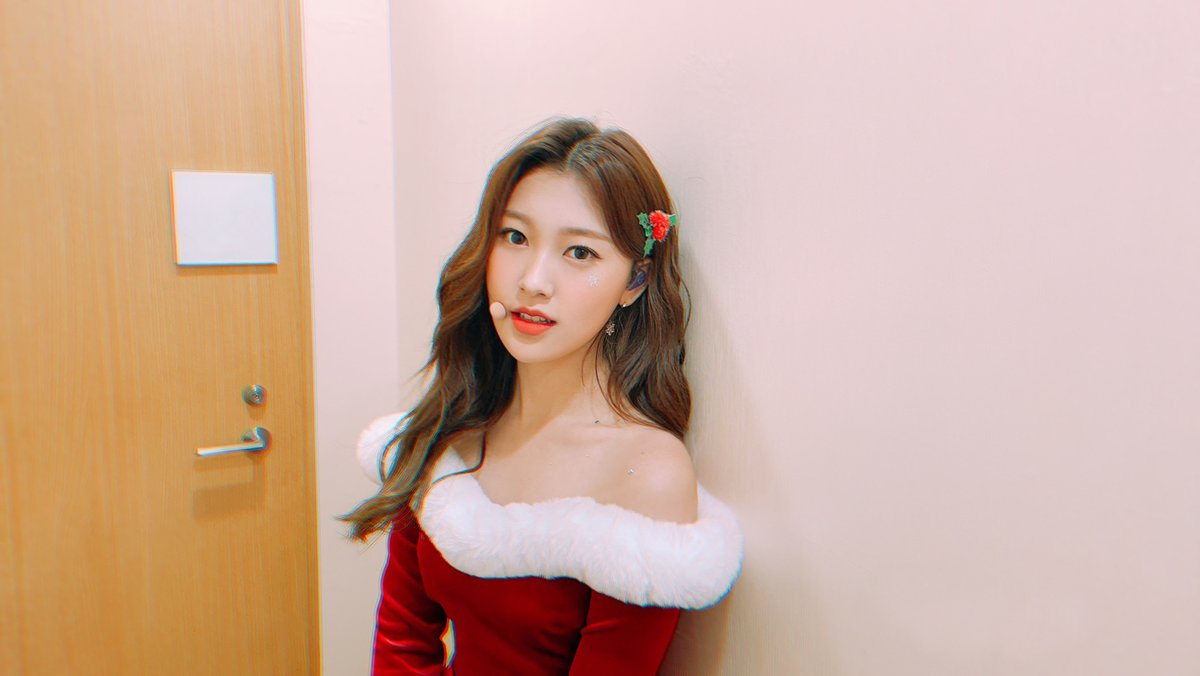 Merry Christmas with Choerry💜🎄 크리스마스 선물처럼 다가온 오빛에게 늘 고마워요🎁 #이달의소녀 #최리 #LOONA #Choerry