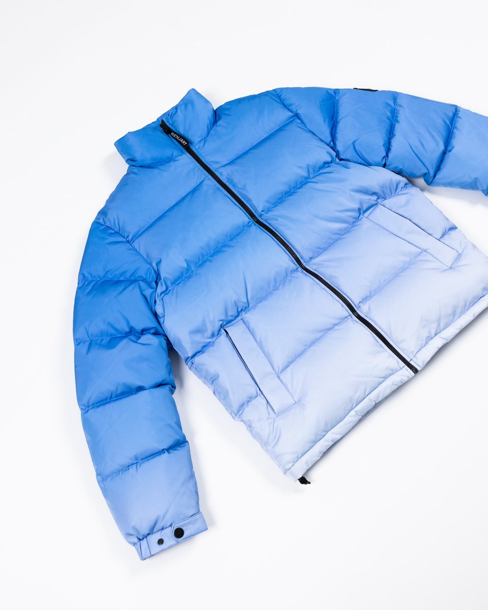 BenjartWorld's tweet image. Competition time! We have 2 of our unreleased Ice blue gradient puffers and 3 runners up prizes to giveaway! To enter all you have to do is 1)RT This post 2) hit the like buttons and 3) ensure that you’re following @BenjartWorld winners announced 28/12/20 at 10am