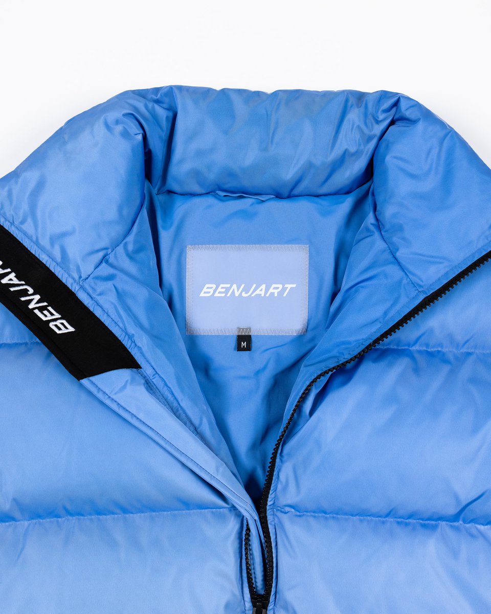 BenjartWorld's tweet image. Competition time! We have 2 of our unreleased Ice blue gradient puffers and 3 runners up prizes to giveaway! To enter all you have to do is 1)RT This post 2) hit the like buttons and 3) ensure that you’re following @BenjartWorld winners announced 28/12/20 at 10am