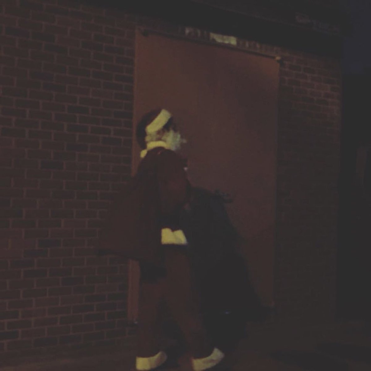 tcnlu_'s tweet image. คิดถึงปีก่อนๆนู้นที่เซฮุนแต่งตัวเป็นซานต้าไปแจกของขวัญให้เด็กๆที่สถานสงเคราะห์ นอกจากจิตอาสาเซฮุนก็ทำแต่อะไรน่ารักๆเพื่อคนรอบข้างตลอดเลยอะ แสนดีมากๆ ปีนี้มีโควิดไม่รู้พี่จะได้ไปไหนมั้ย หรือจะติดถ่ายโจรสลัดรึเปล่า 🥺🎄💖