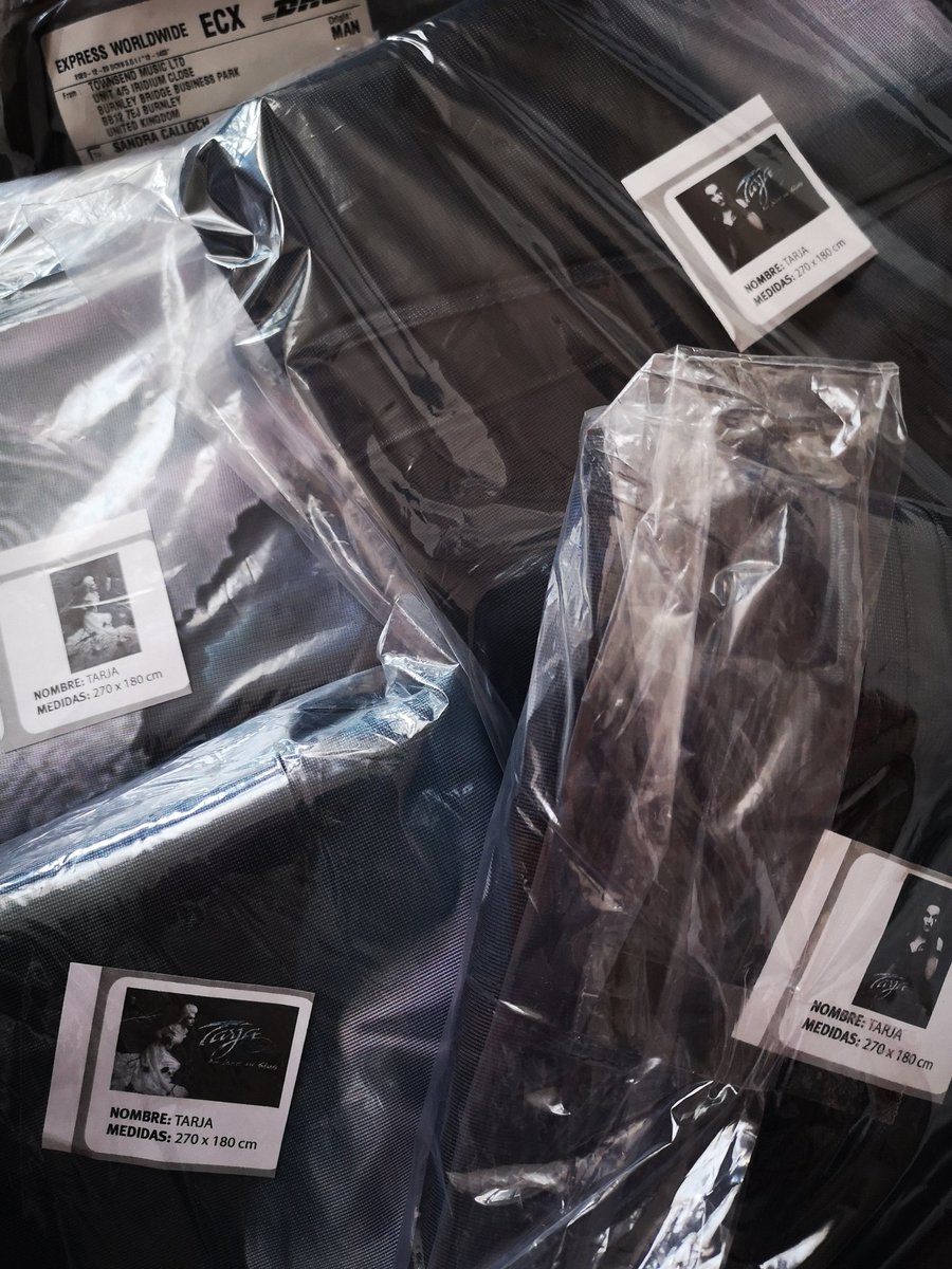 TarjaFrance's tweet image. Look what the postman just gave me!!😊 Finally! 😊@tarjaofficial #FromSpiritsAndGhosts #LargeFlags 😊