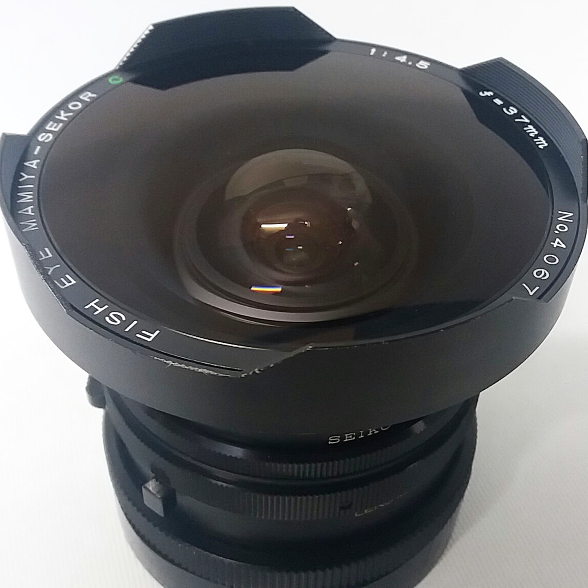 A Fisheye for your Mamiya.

#MamiyaRB67
#filmphotography