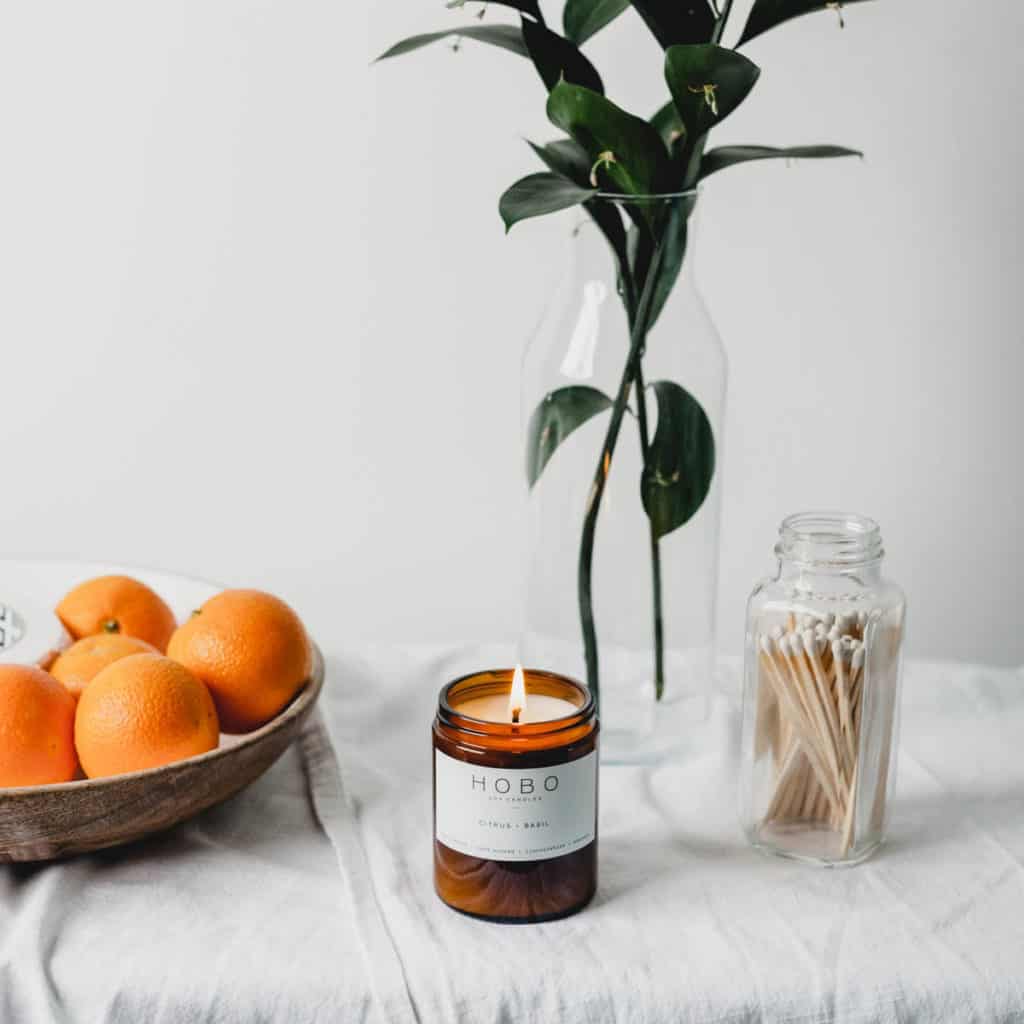 StarlingBank's tweet image. It’s Day 11 of #12DaysOfBusiness!

Please meet our business customer, @osmologyco 🕯️

Founded by Elizabeth Drew, Osmology is the home of fragrance! They support small businesses by curating a range of independent fragrance brands and selling candles and gift sets.

1/2 👇