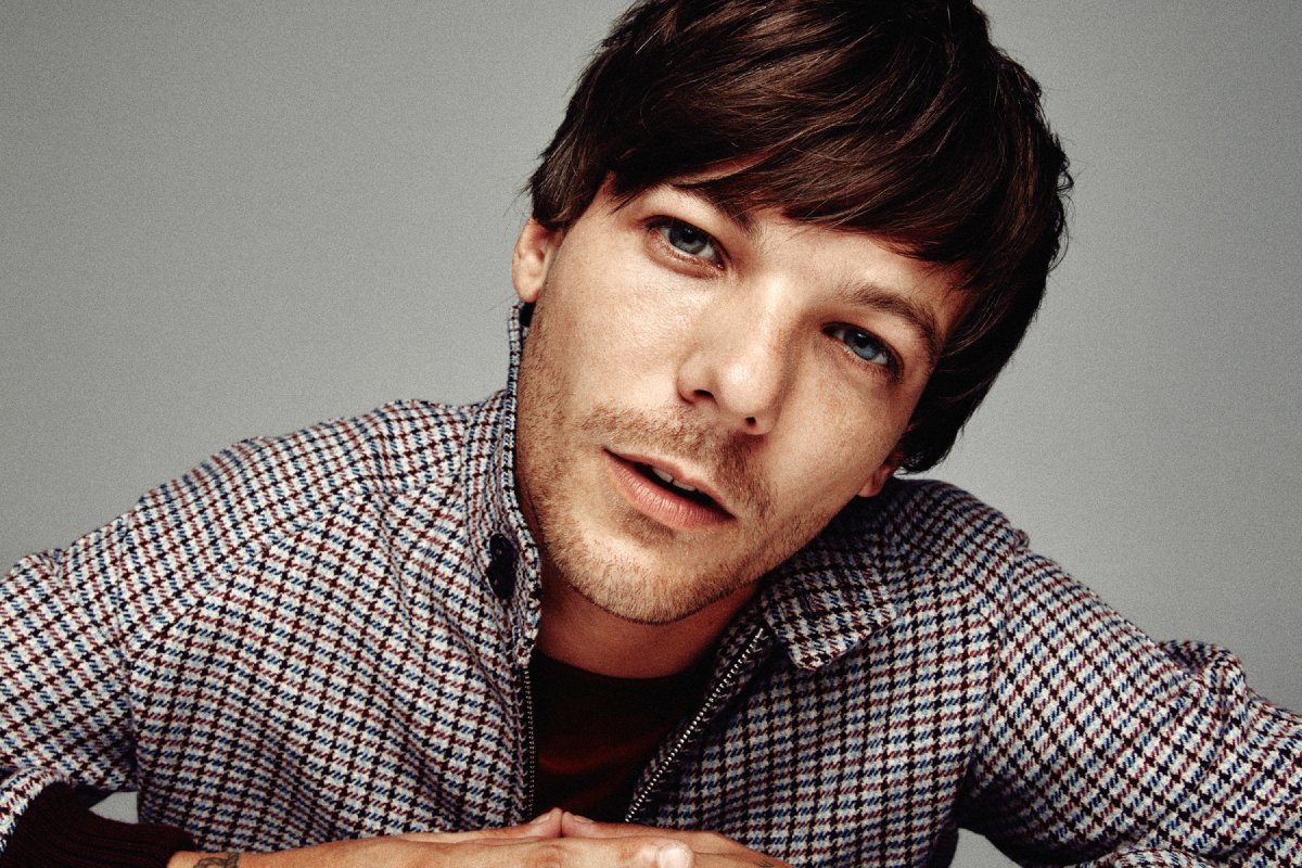 Happy birthday, Louis Tomlinson! Revisit our interview from earlier this year where the singer talks about his debut album 'Walls' and life after One Direction rol.st/3aB7JjR