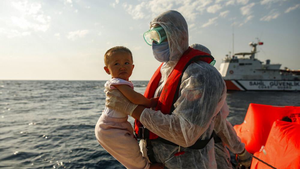 Sobrienegritepe's tweet photo. 🇬🇷 Coastguard        🇹🇷 Coastguard https://t.co/Bhhn3pOfmI