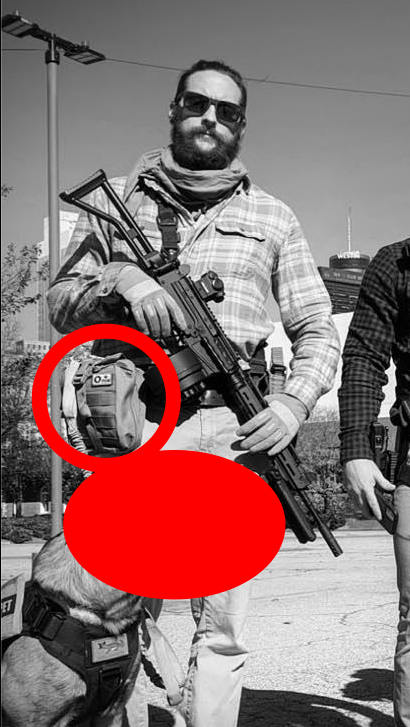 7/ And I *really* can't spend enough time saying how useless it is to cover your face for your crimes while you carry the same distinctive gun and stupid right-hip side pouch.(And yes, I blurred the dog's face. Doggos are comrades and do not deserve to be doxxed.)