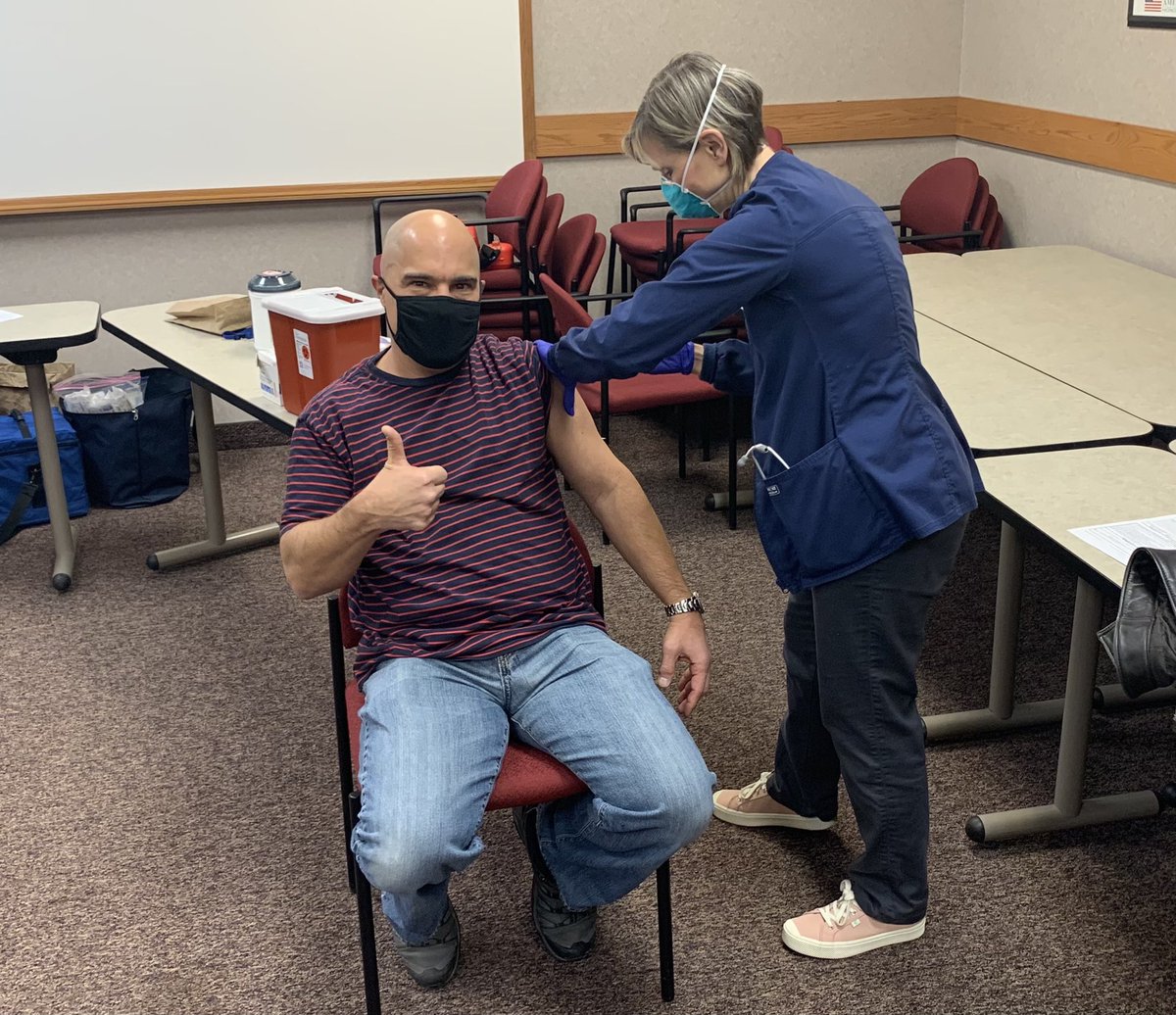 mtgeorge's tweet image. Here’s to getting back to normalcy. #covidvacccine #fcovid19 #endcovid19 #byebyerona #moderna #firstresponder