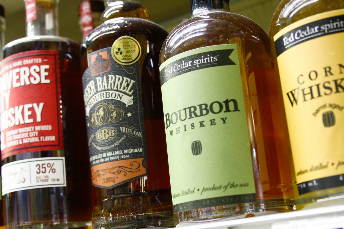 It's not too late to swing by our Okemos location and grab ONE MORE GIFT for your loved ones 🎄 We close at 9PM tonight.