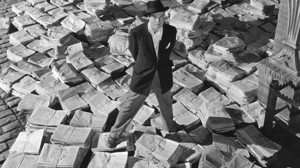 10 Alternative Christmas Movies ... bit.ly/2IKwYoA #christmasfilm #CitizenKane #Pastorela #TheChristmasMartian #SantaClause #DayOfTheLocust #OChristmasTree #TheChristmasShoes #TheWindInTheWillows #MerryInLaws <a href="/Mark_Searby/">Mark Searby</a>