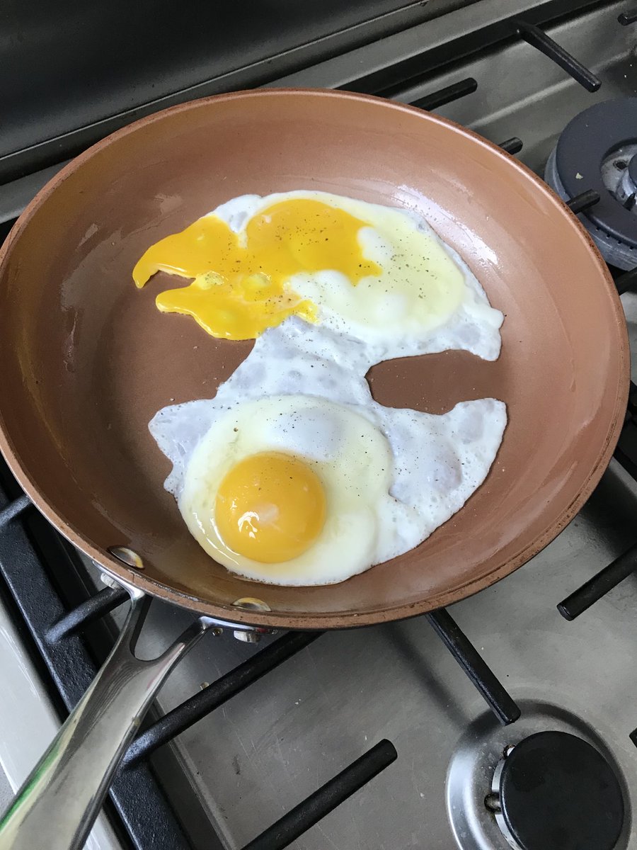 SsmRad's tweet photo. do you see what I see in these eggs?! #ChickenOrTheEgg #Rorschach #2020entertainment https://t.co/iihamvtp1S